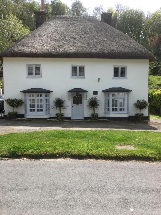 Milton Abbas The Grooms Loft Self Contained Apartment المظهر الخارجي الصورة